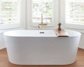 Акриловая ванна Cerutti SPA RESIA150 150x75 см CT10302